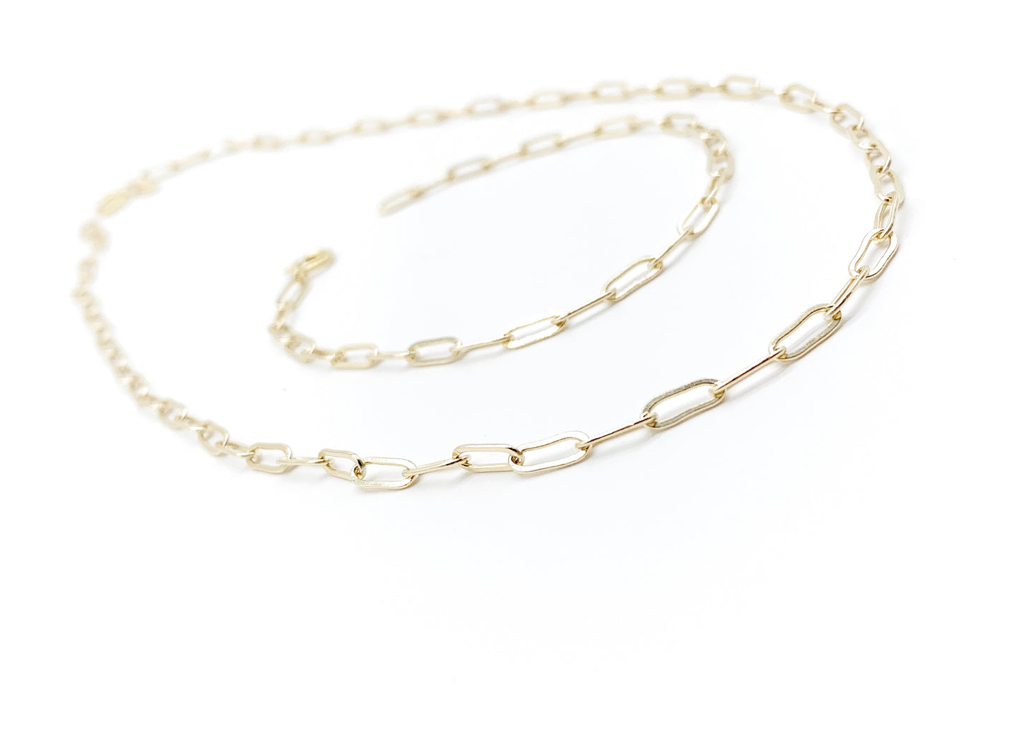 Paperclip gold choker necklace