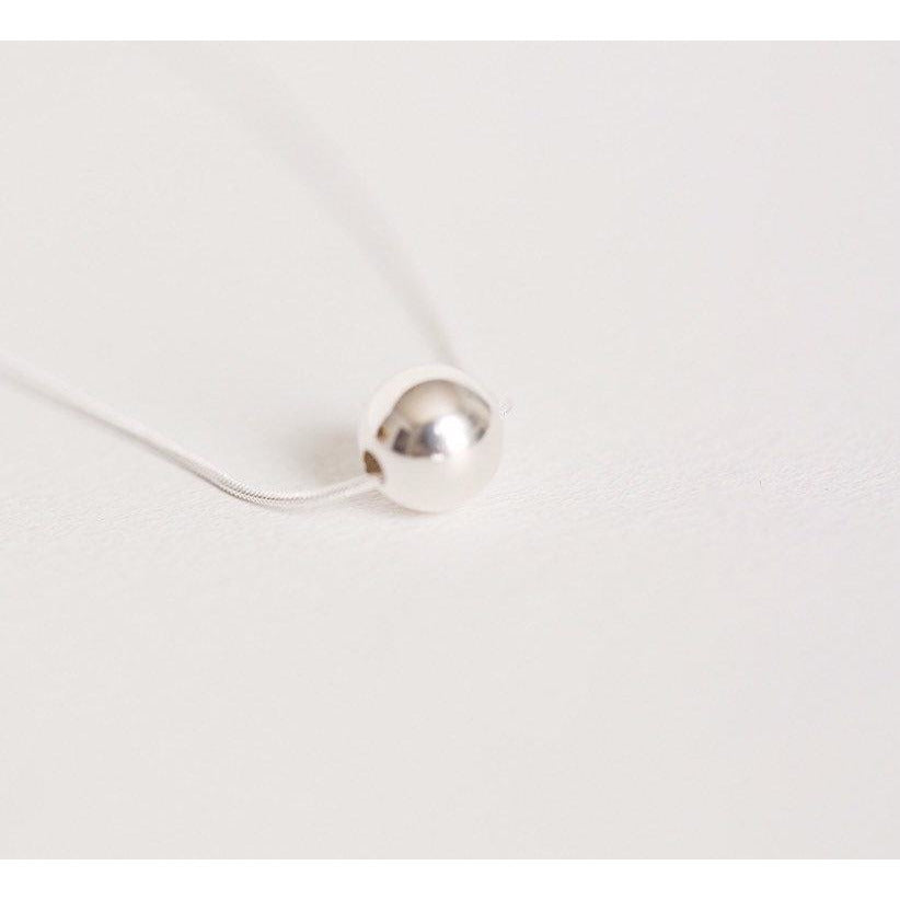 Sleek ball necklace - Savi Jewelry