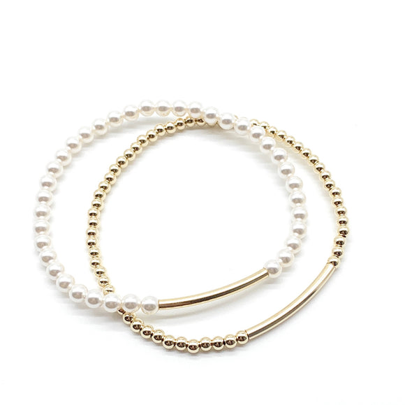 Gold pearl bracelet