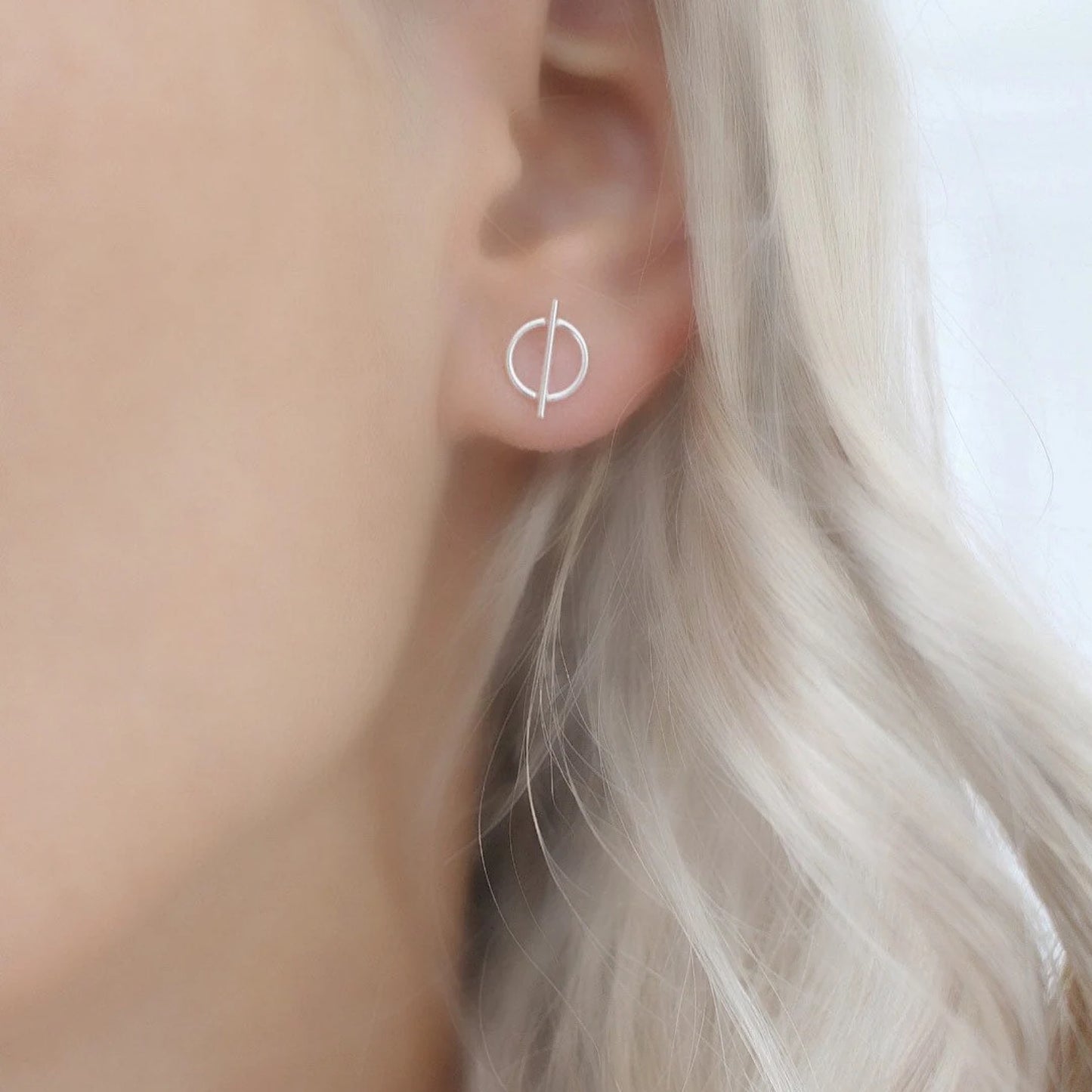 Sterling Silver Circle Stud Earrings