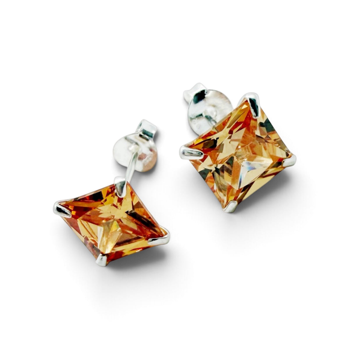 Sterling Silver Champagne Crystal Stud Earrings – 7mm