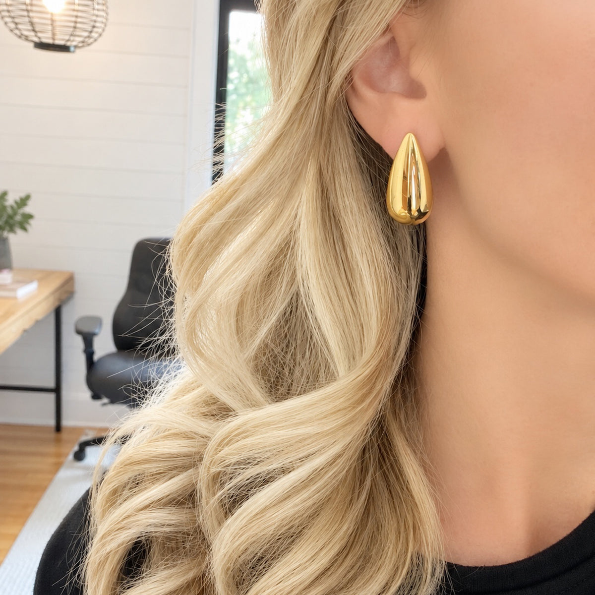 Gold-Plated Stainless Steel Teardrop Earrings – Aurelia