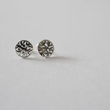 Minimalist studs - Savi Jewelry