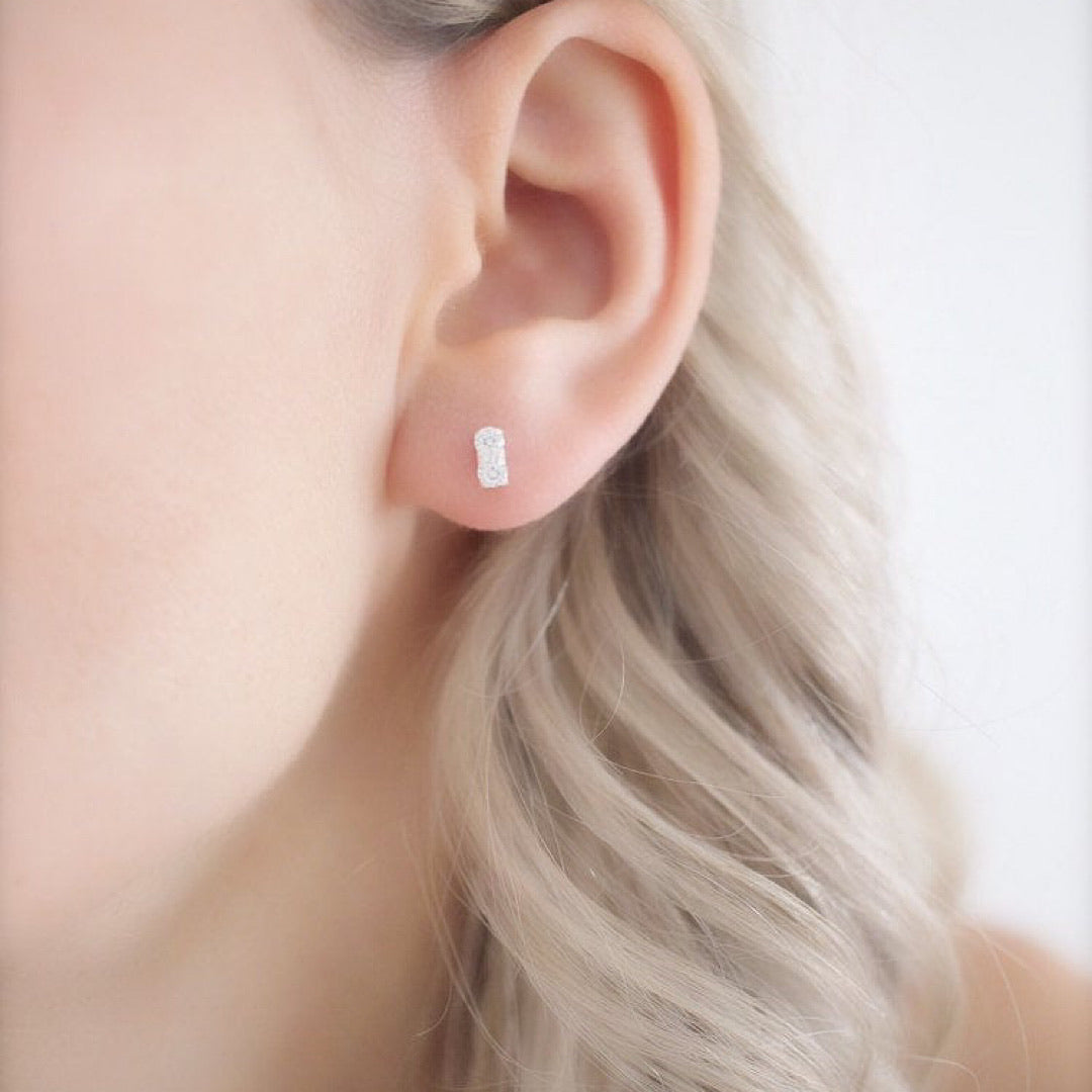 Tiny crystal studs - Savi Jewelry