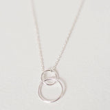 Interlocking Circle Necklace - Savi Jewelry